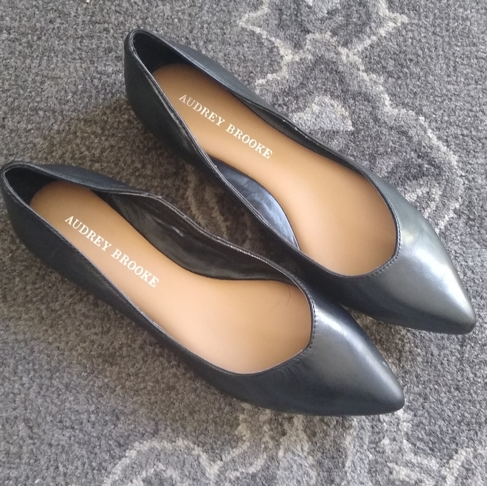 Audrey's Brooke Shoe's Nora A-b